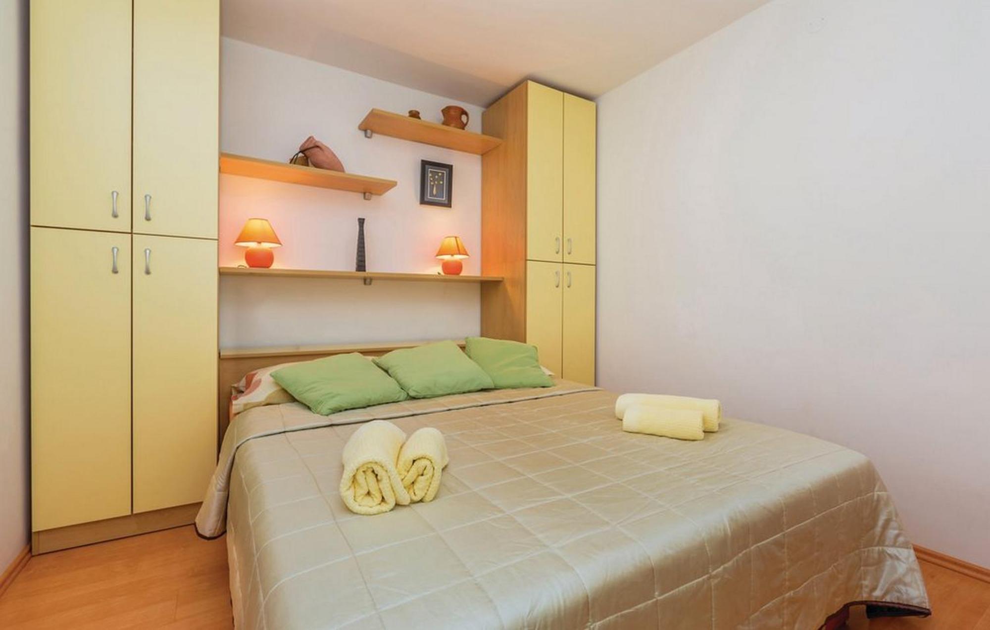 Apartments Paola Karlobag Quarto foto